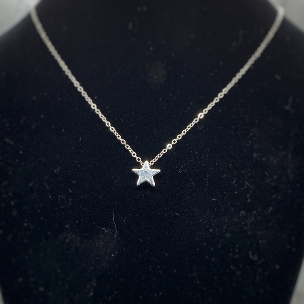 Dainty Star Necklace